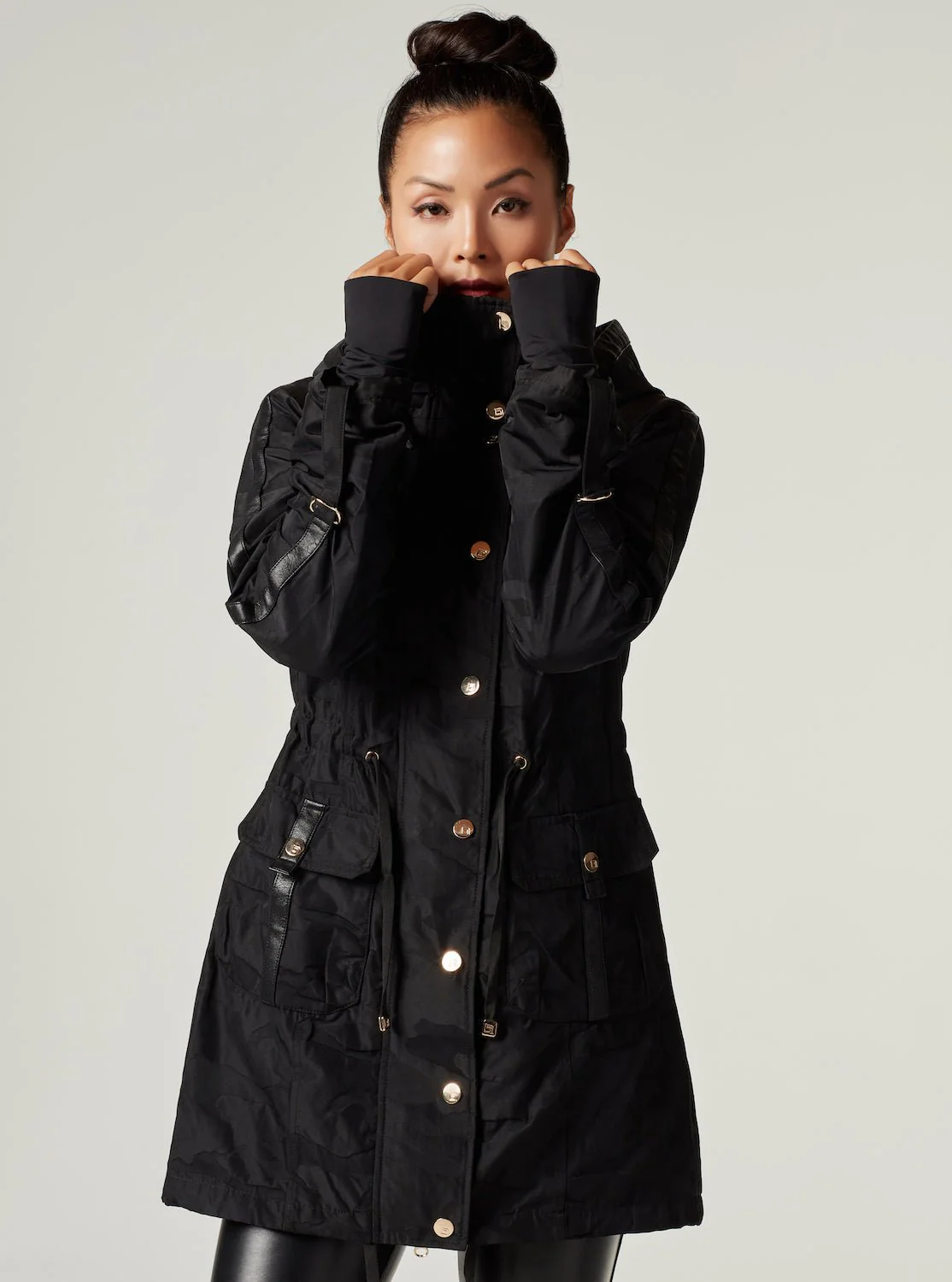 Camo Anorak Gold Collection - Black / Lt Gold Trims - Image 6