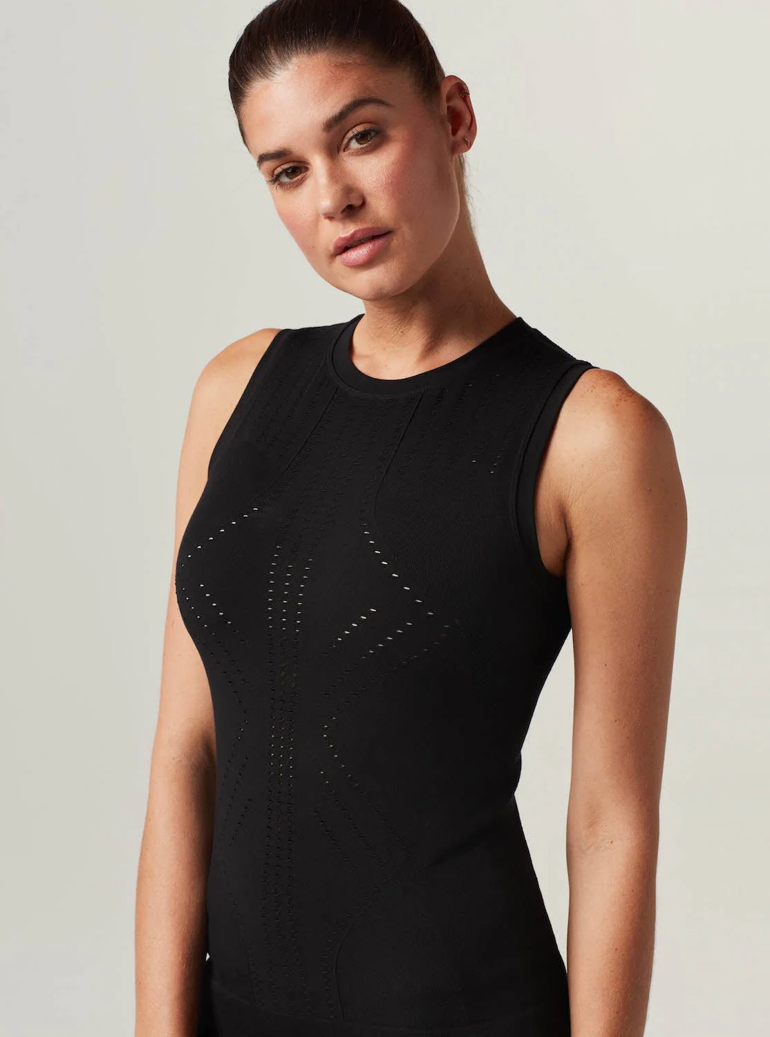 Infinity Compression Tank Top - Black - Image 6